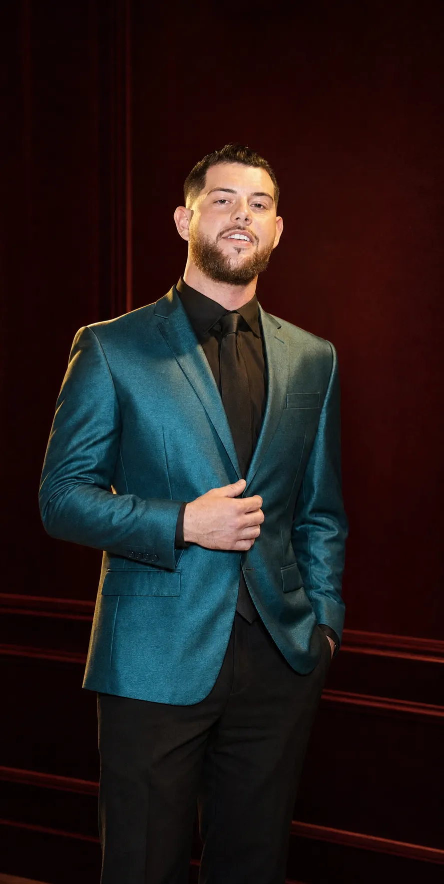 Portrait of the VELOUR founder and chief concierge