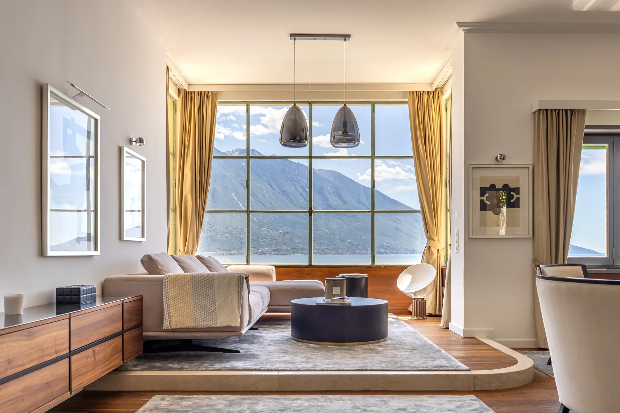 Lake Garda residence with panoramic mountain views
